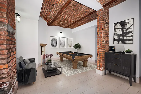 Rented by BH Brokerage Group | media 7