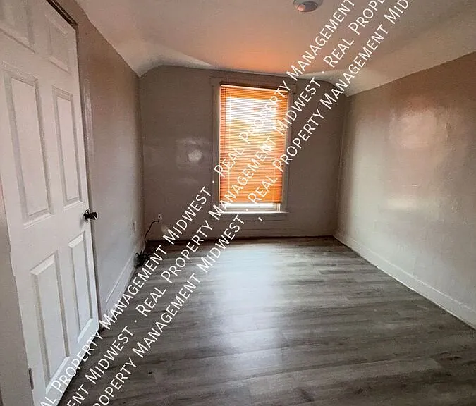 4396 Springfield St — Photo 32