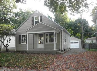 201 Prairie Dr, Akron, OH 44312