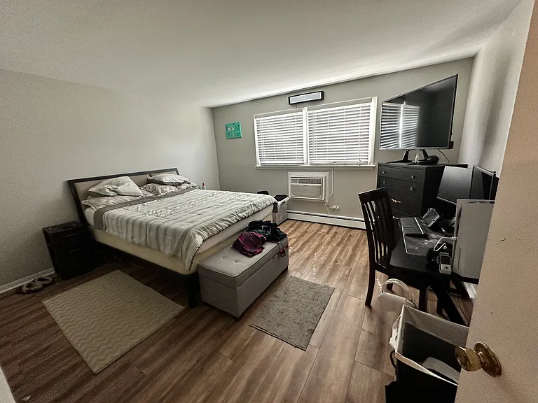 4516 Park Ave #1S — Photo 13