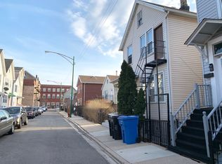 1918 S Shelby Ct, Chicago, IL 60608
