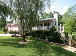 5990 April Dr, Buford, GA 30518