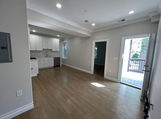 14 Mount Hood Rd APT 3, Boston, MA 02135