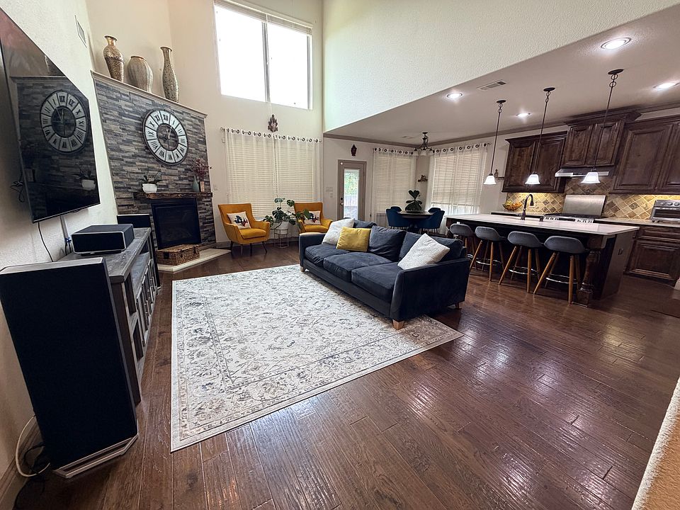 1st image of 1023 Olivia Dr