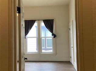 1538 8th St #2, Oakland, CA 94607