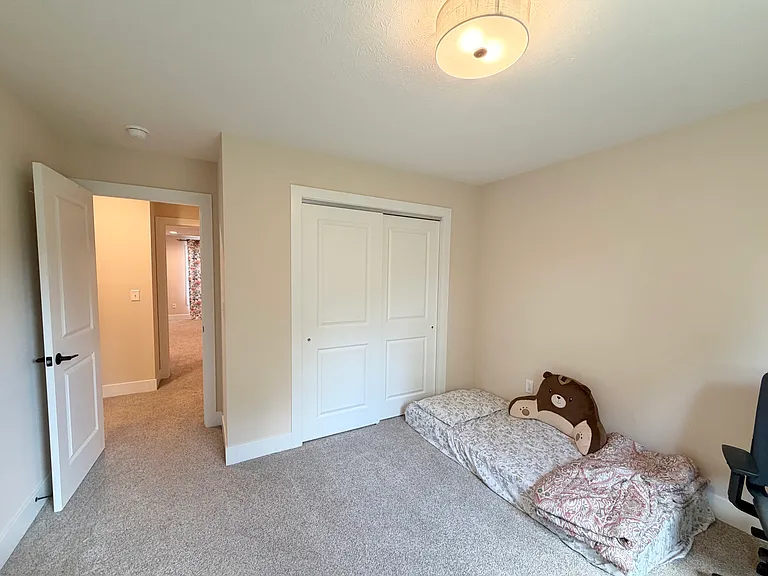 300 Waterwheel Dr — Photo 26