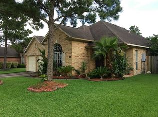 15535 Valley Creek Dr, Houston, TX 77095