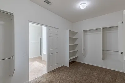 2553 Chateau Clermont St — Photo 29