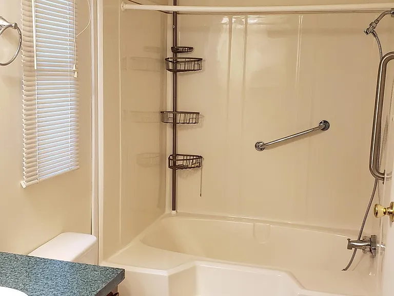 381 Katie Dr — Photo 11