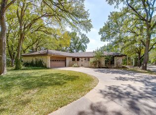 8605 Marys Creek Dr, Benbrook, TX 76116