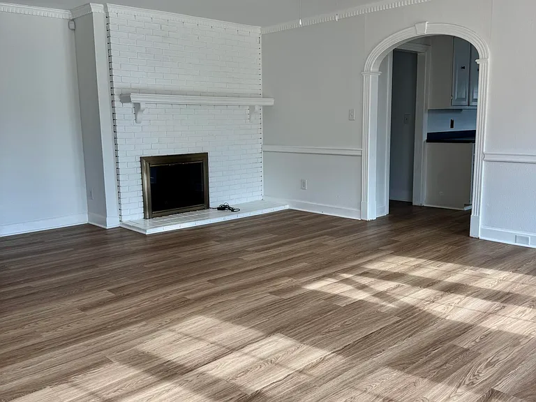 2112 Leon Dr — Photo 16