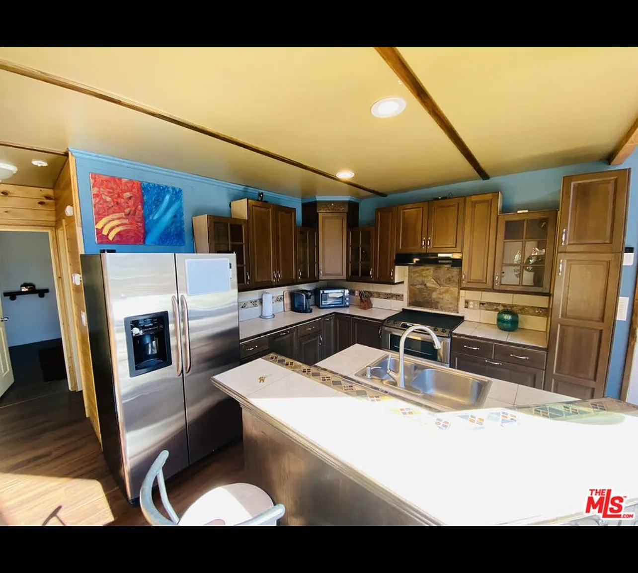 4 bed, 2111 sqft, $2,300 — Photo 3
