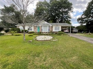 4401 Bridgewater Dr, Phenix City, AL 36867