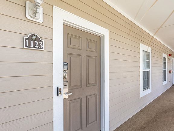 4th image of 5801 Oyster Catcher Dr. #1123