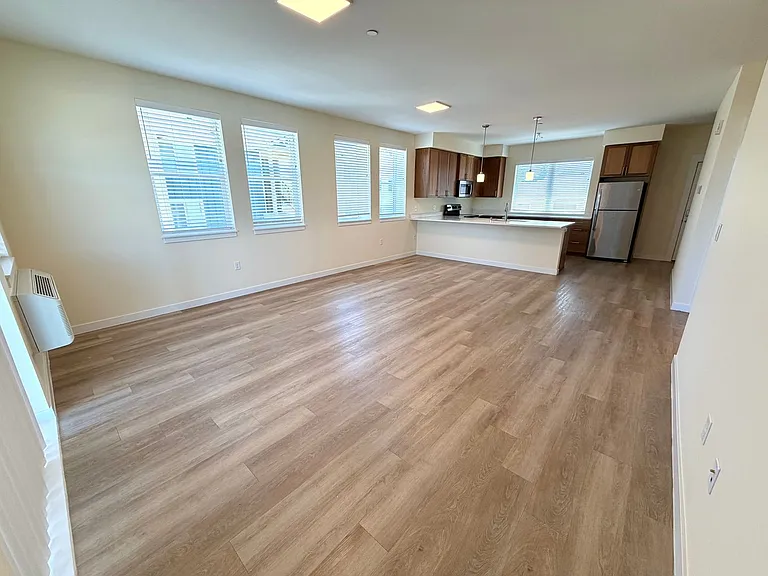 Alena Apartments — Photo 16
