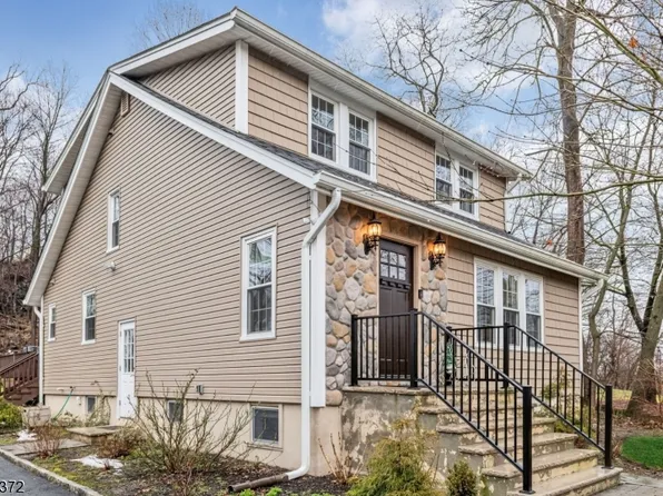 101 Chapel Hill Rd, Lincoln Park Boro, NJ 07035