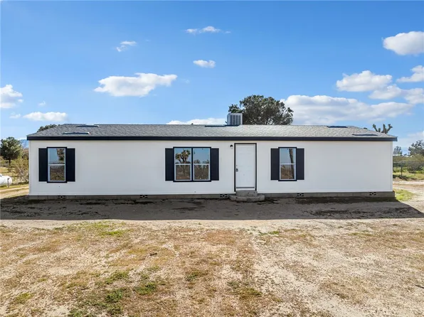 3168 McMillan Rd, Phelan, CA 92371