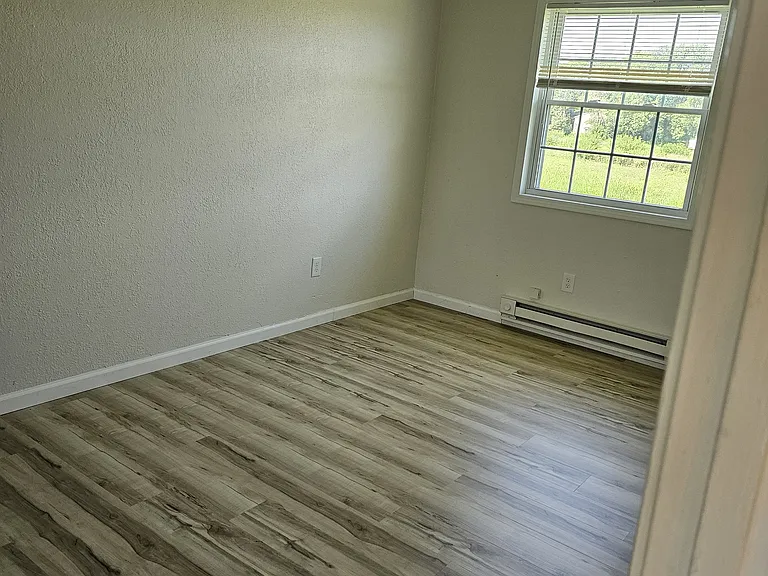 961 Belle Valley Dr #D — Photo 3