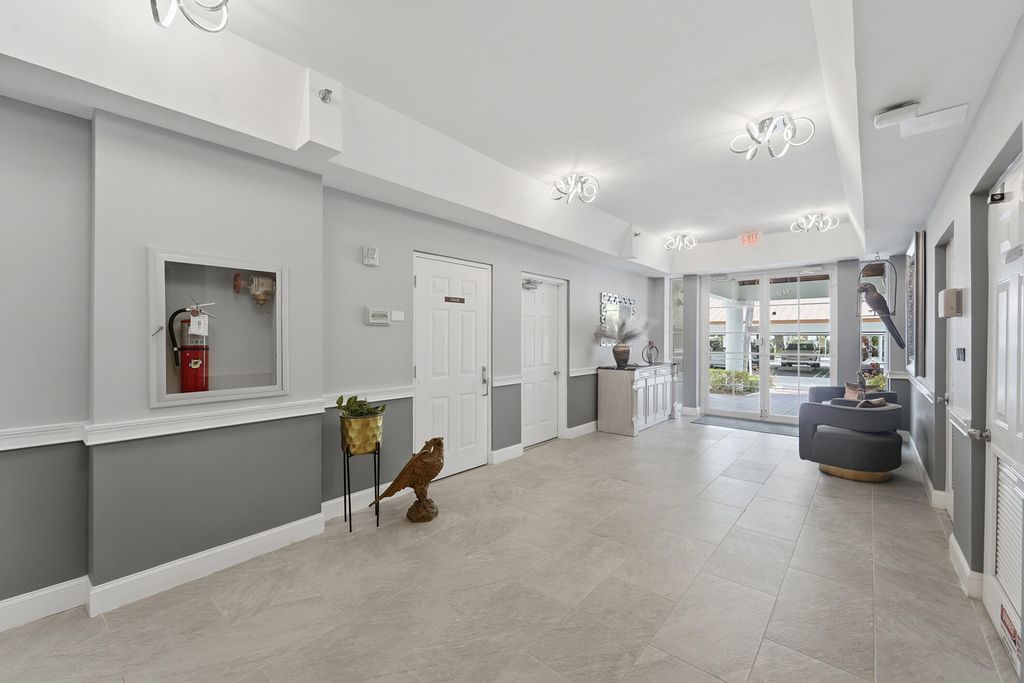 4106 W Palm Aire Drive #62a, photo 4