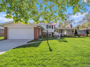 1630 Evergreen St, Trenton, MI 48183