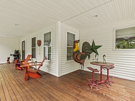 3rd image of 471 Twombley Road