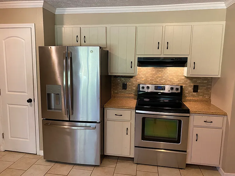 21 David Rd — Photo 34