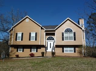 2830 Amber Forest Dr, Douglasville, GA 30135