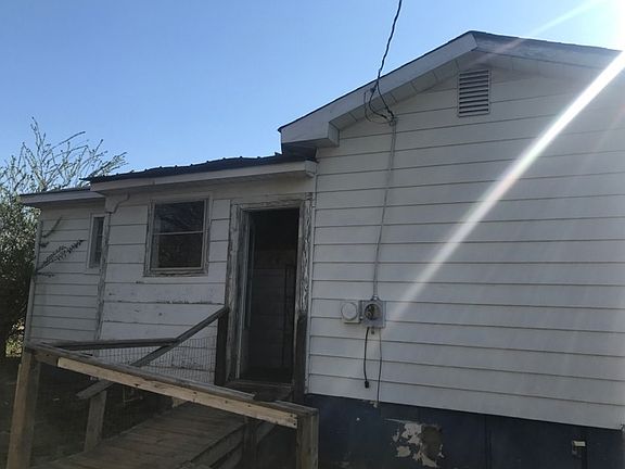 2nd image of 8236 Lister St
