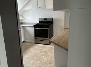 124 Washington St #2, New Bedford, MA 02740