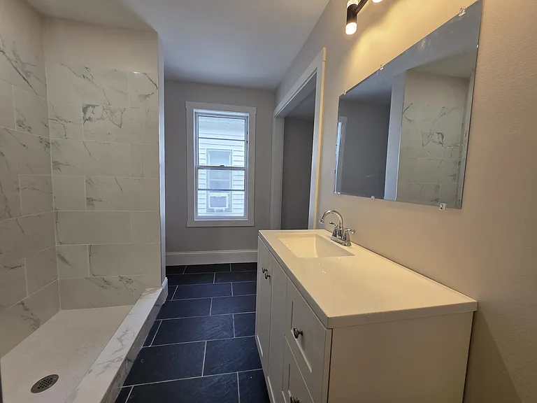 26 Warner St #1 — Photo 12