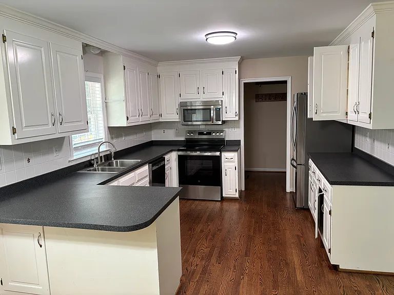 2542 Loch Gate Ln — Photo 4