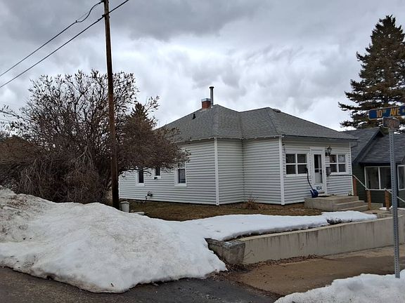 3rd image of 924 W Evelyn St