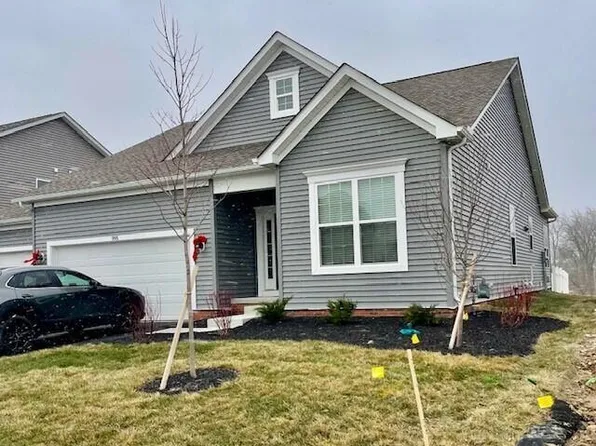 995 Heimat Haus Dr, Grove City, OH 43123