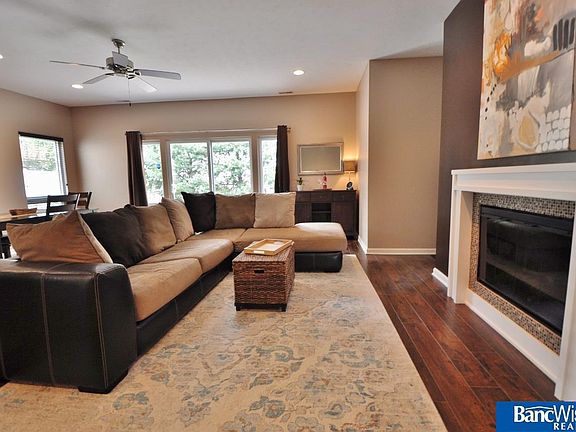 3rd image of 5800 Billings Ct
