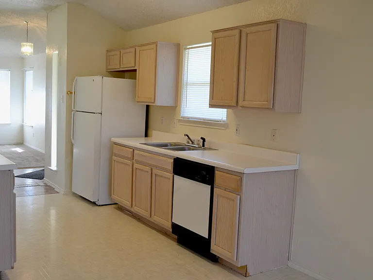 2308 Tracey Ann Ln — Photo 4