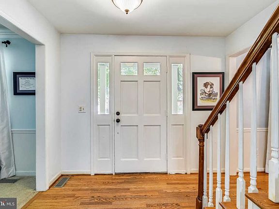 2nd image of 15693 Buck Ln