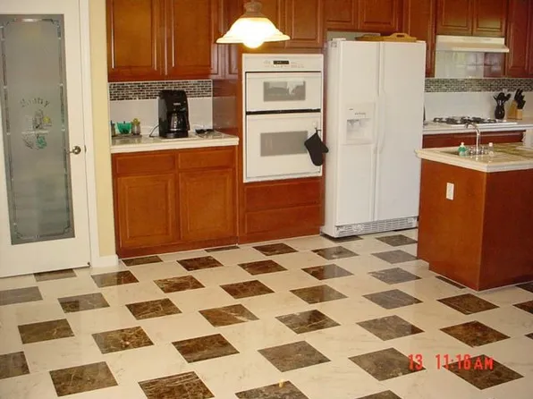 3068 Sparrow Dr, Sacramento, CA 95834