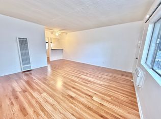 (Undisclosed Address), Van Nuys, CA 91405