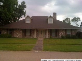 12335 Newcastle Dr, Baton Rouge, LA 70816