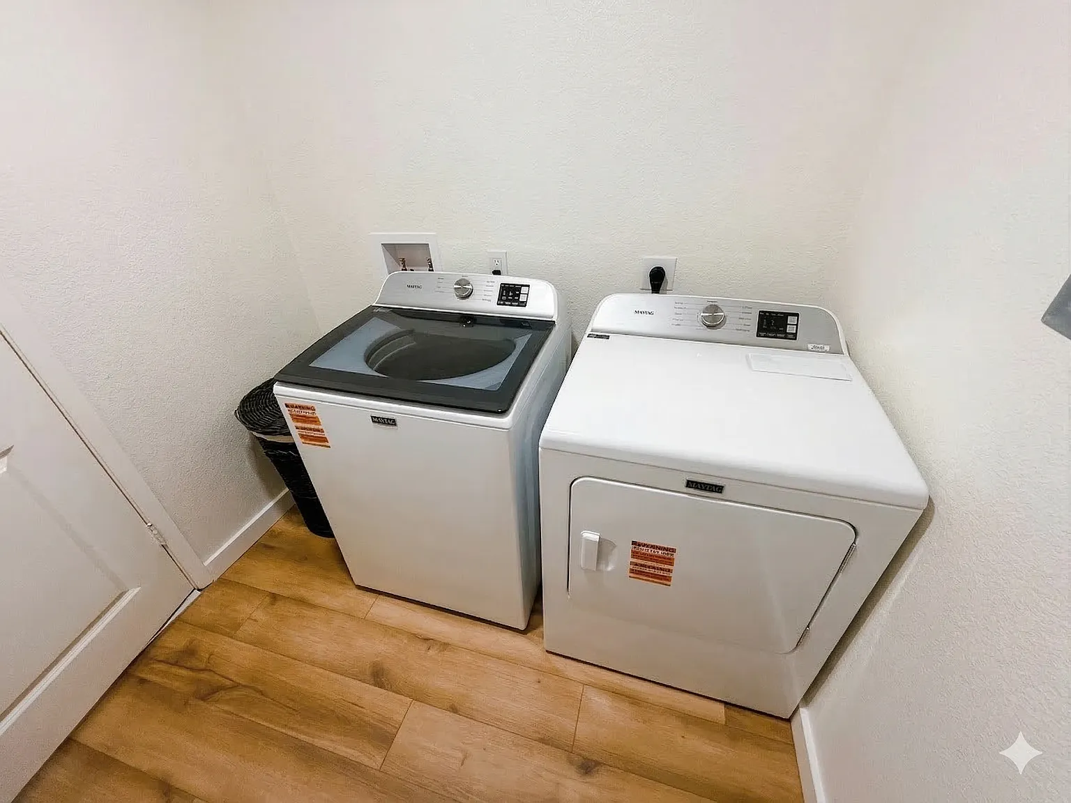 4 bed, 1900 sqft, $4,500 — Photo 3