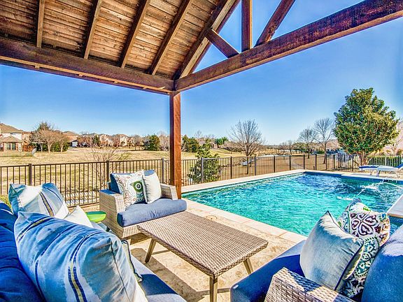 5630-beacon-hill-dr-frisco-tx-High-Res-26 2.jpg