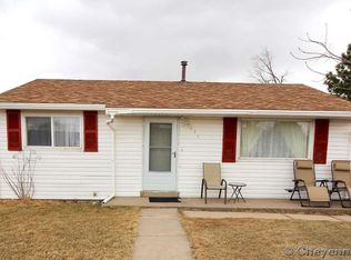 211 Stinson Ave, Cheyenne, WY 82007