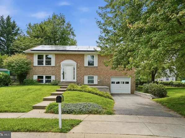 202 Arms Chapel Rd, Reisterstown, MD 21136