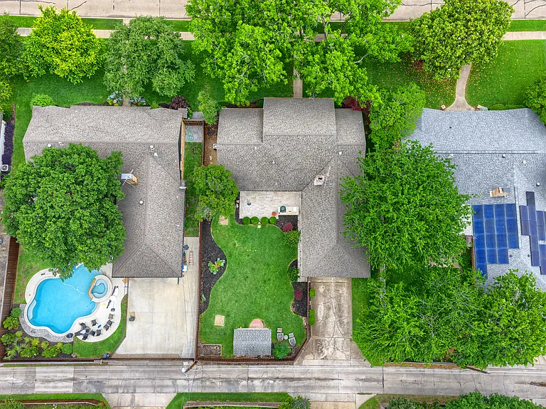 1404 Seminole Dr — Photo 40