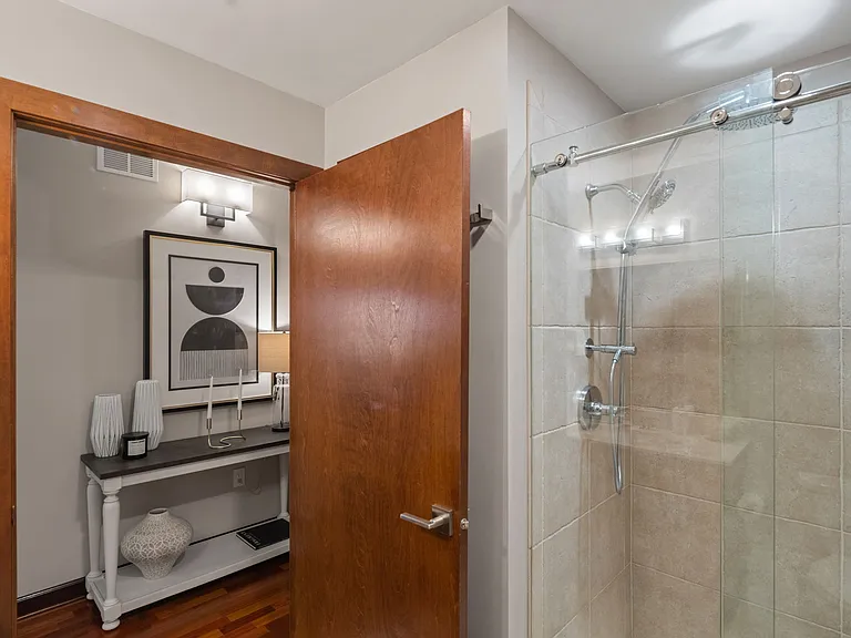 317 Groveland Ave #402 — Photo 13