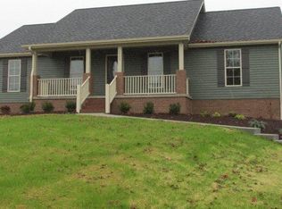 1733 Hulon Dyer Dr, Cookeville, TN 38501