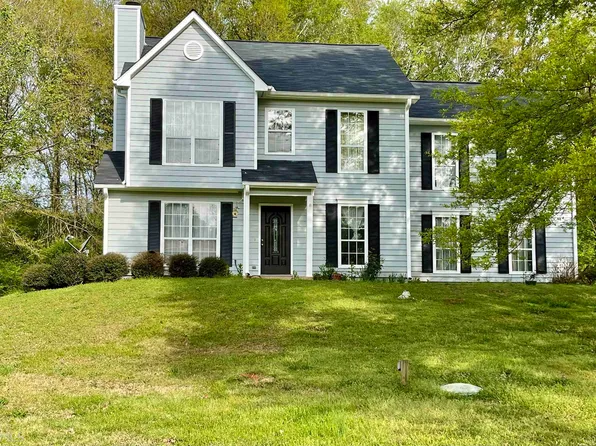 130 Hawthorne Cir, Lagrange, GA 30240