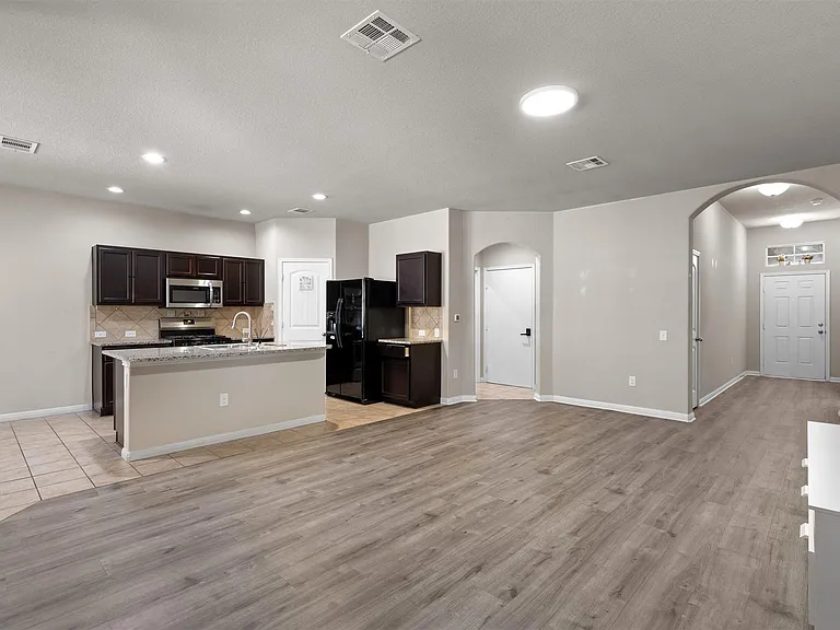 13809 Harrisglenn Dr — Photo 6