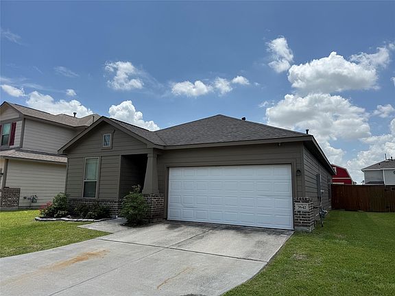 2nd image of 7642 Aiiden Ridge Ln