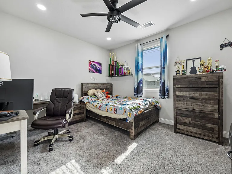 4500 El Paso Dr — Photo 26
